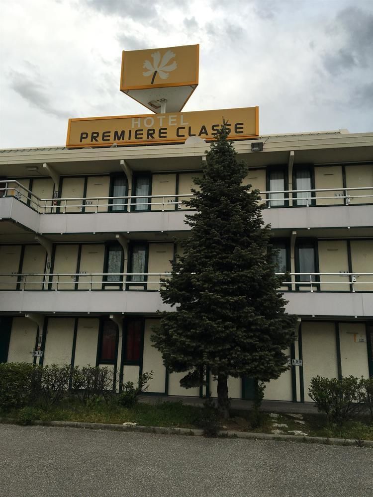 Premiere Classe Lyon Sud - Chasse Sur Rhone Ngoại thất bức ảnh